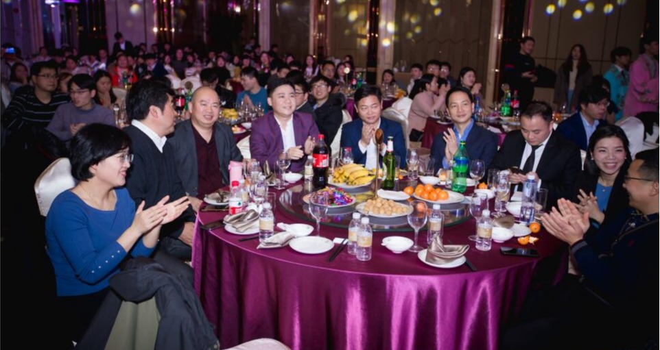 年会.jpg